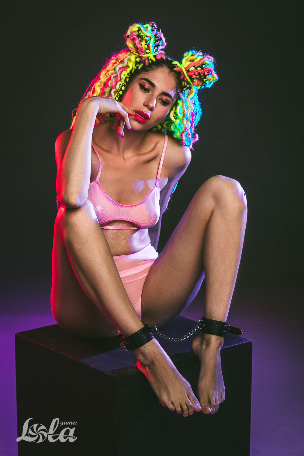 Поножи Party Hard Dreamer 1104-01lola