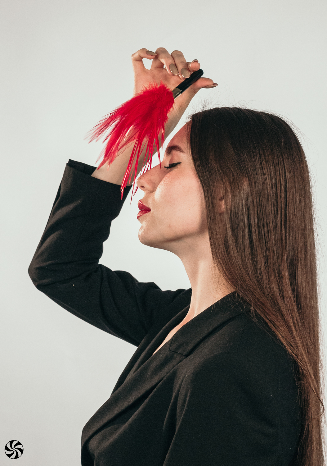 Π’ΠΈΠΊΠ»Π΅Ρ Burlesque Plume Red 1082-01lola