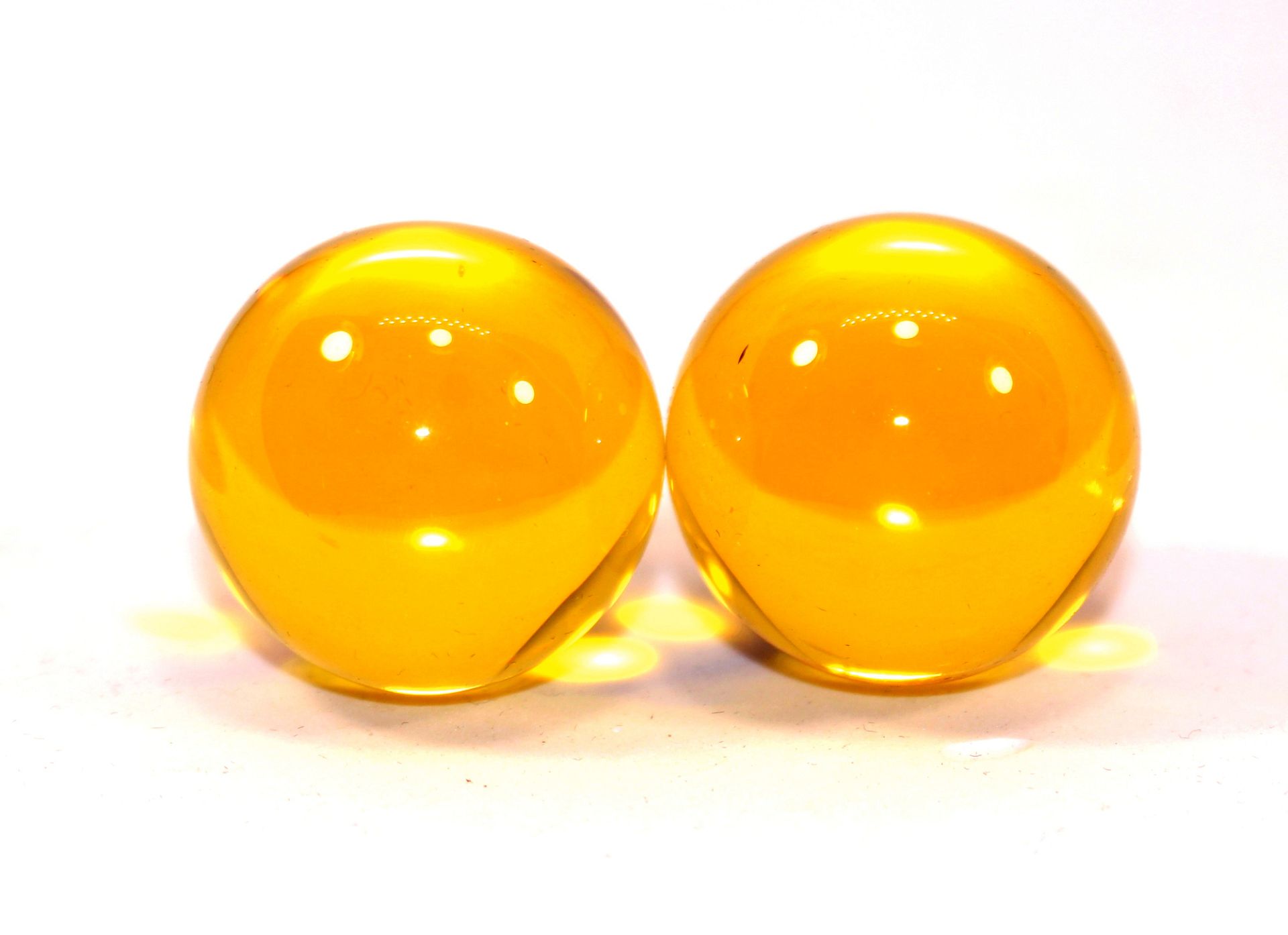 Шарики янтарные 47175-MM