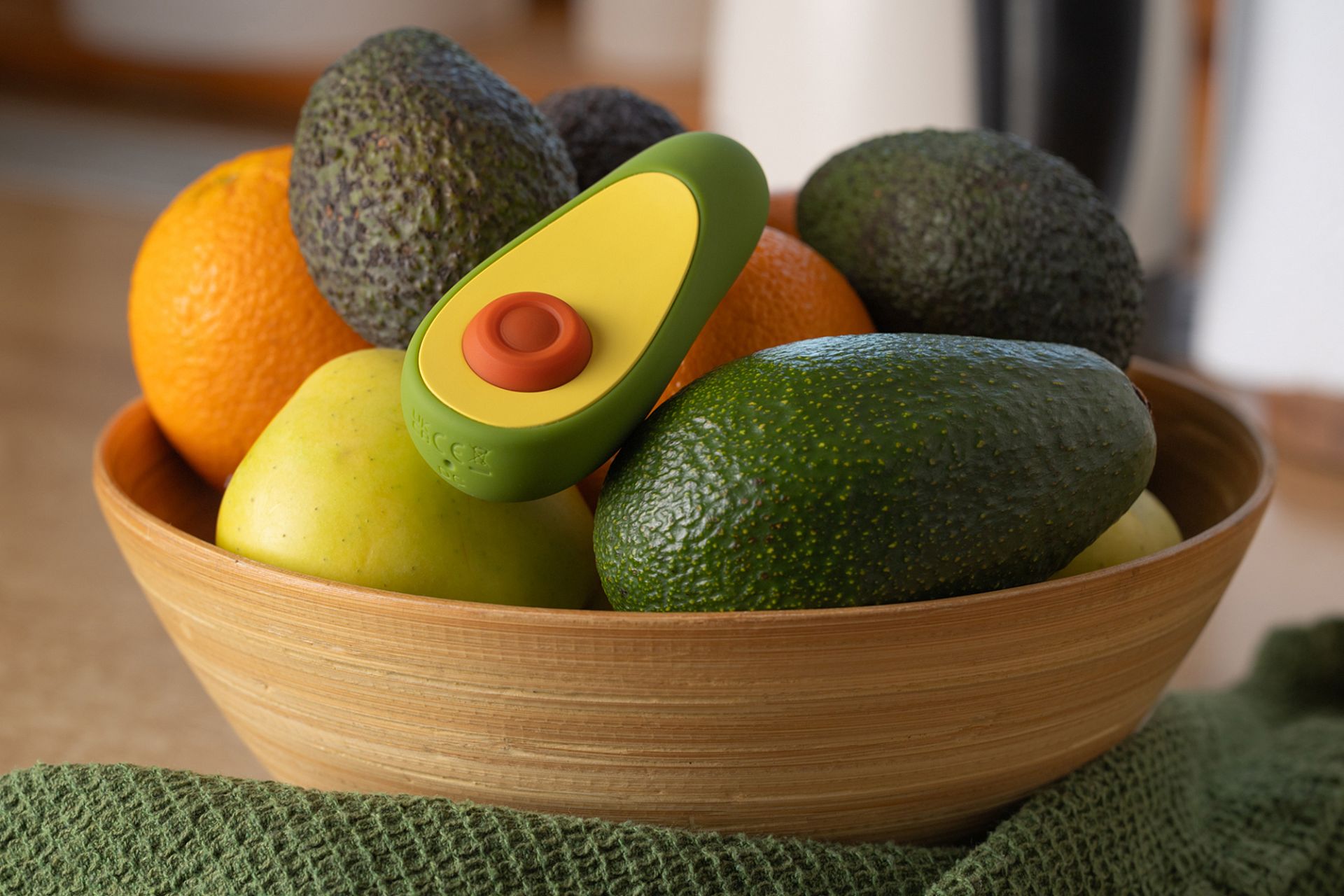 Клиторальный стимулятор с постукивающим эффектом AvoTap 9030-01lola